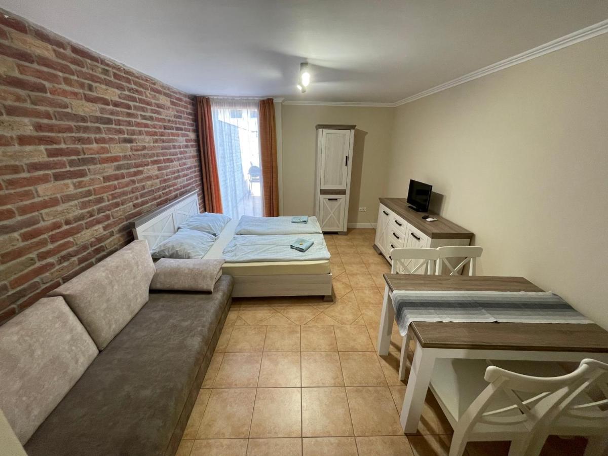 Dalma Apartment Gyula Extérieur photo