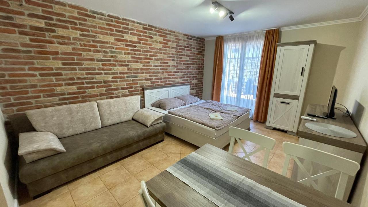 Dalma Apartment Gyula Extérieur photo