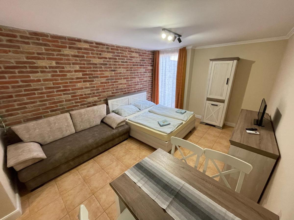 Dalma Apartment Gyula Extérieur photo