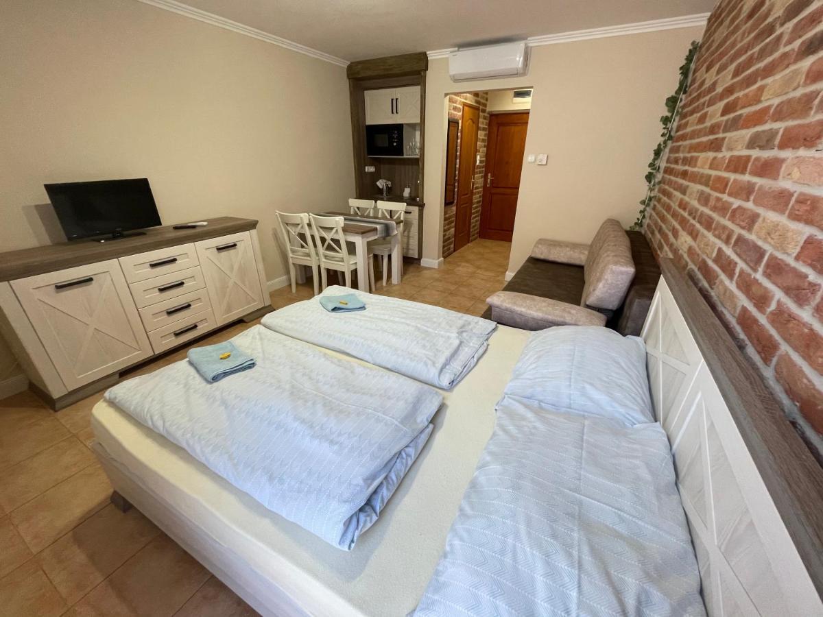 Dalma Apartment Gyula Extérieur photo